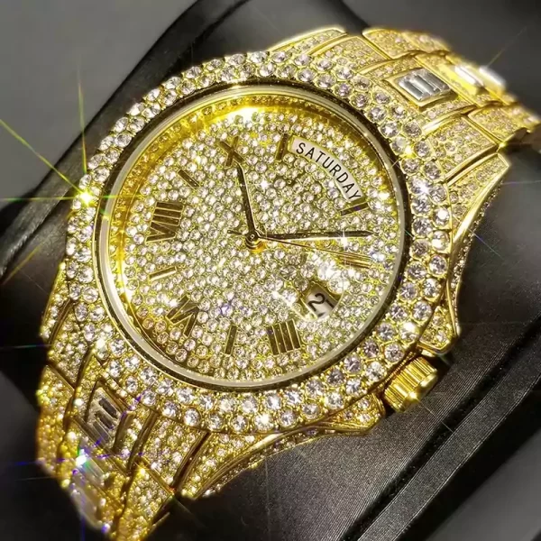 Iced Out Uhr Gold